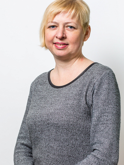 Елена — Главный бухгалтер